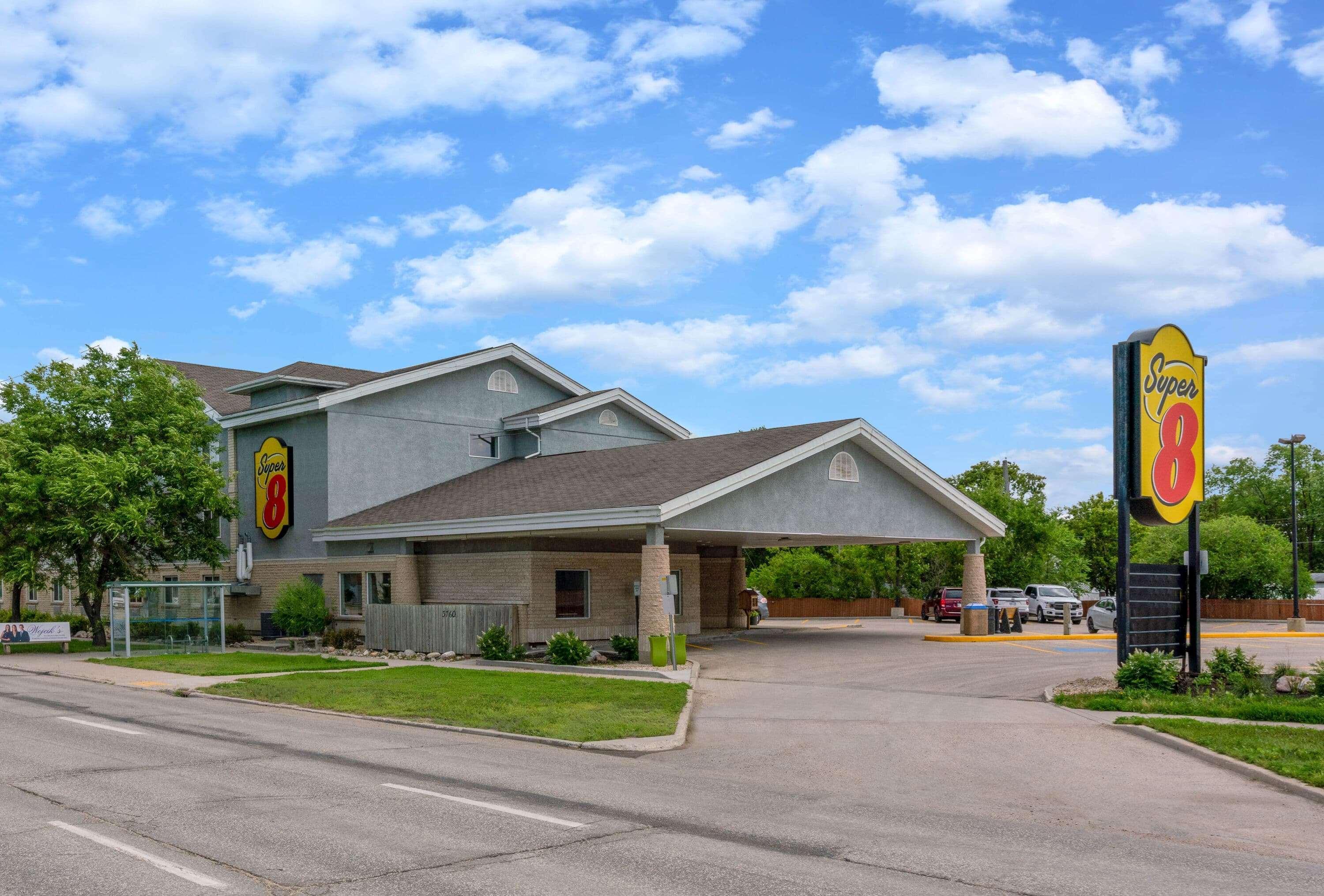 Super 8 By Wyndham Winnipeg West Kültér fotó