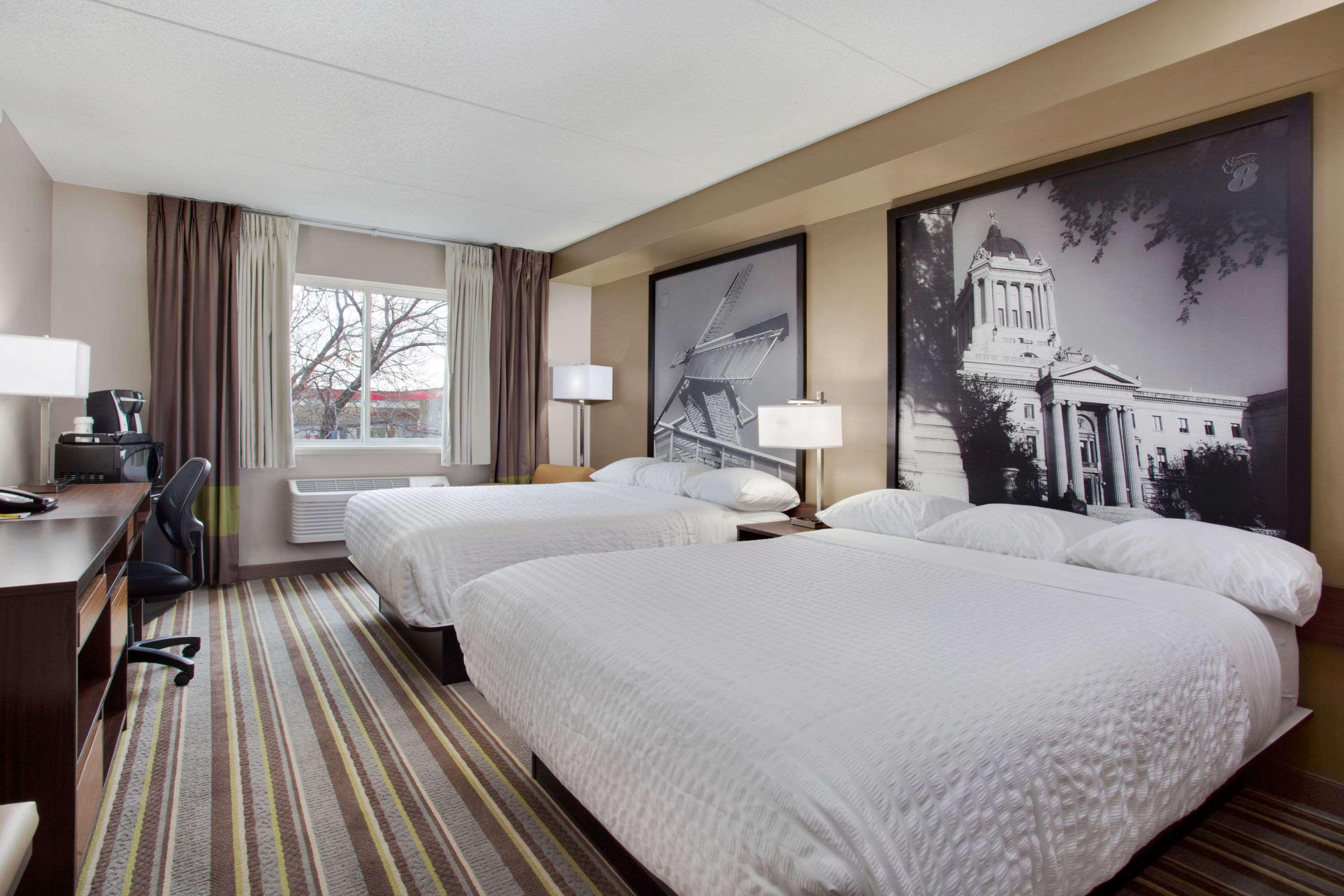 Super 8 By Wyndham Winnipeg West Kültér fotó
