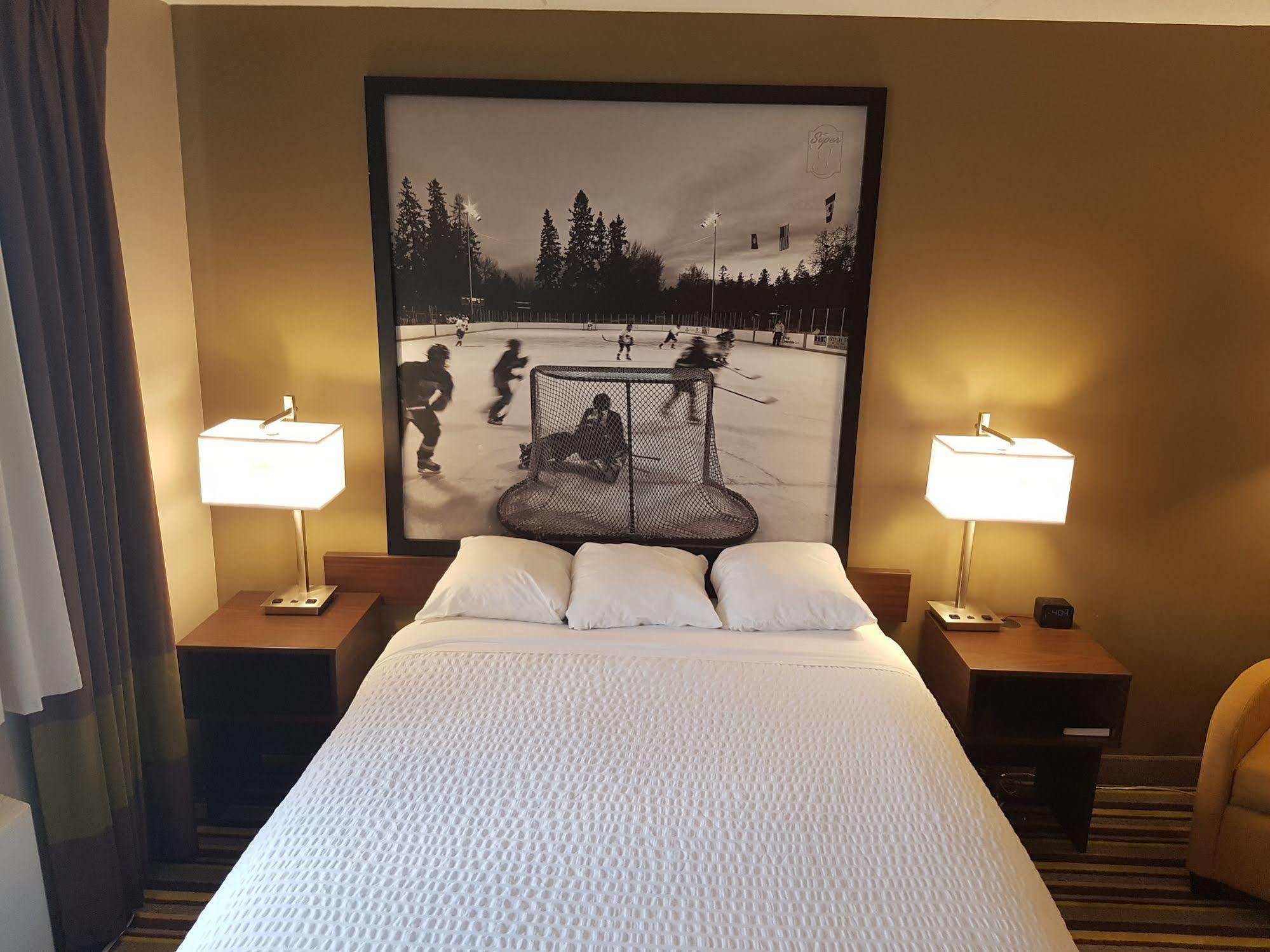 Super 8 By Wyndham Winnipeg West Kültér fotó
