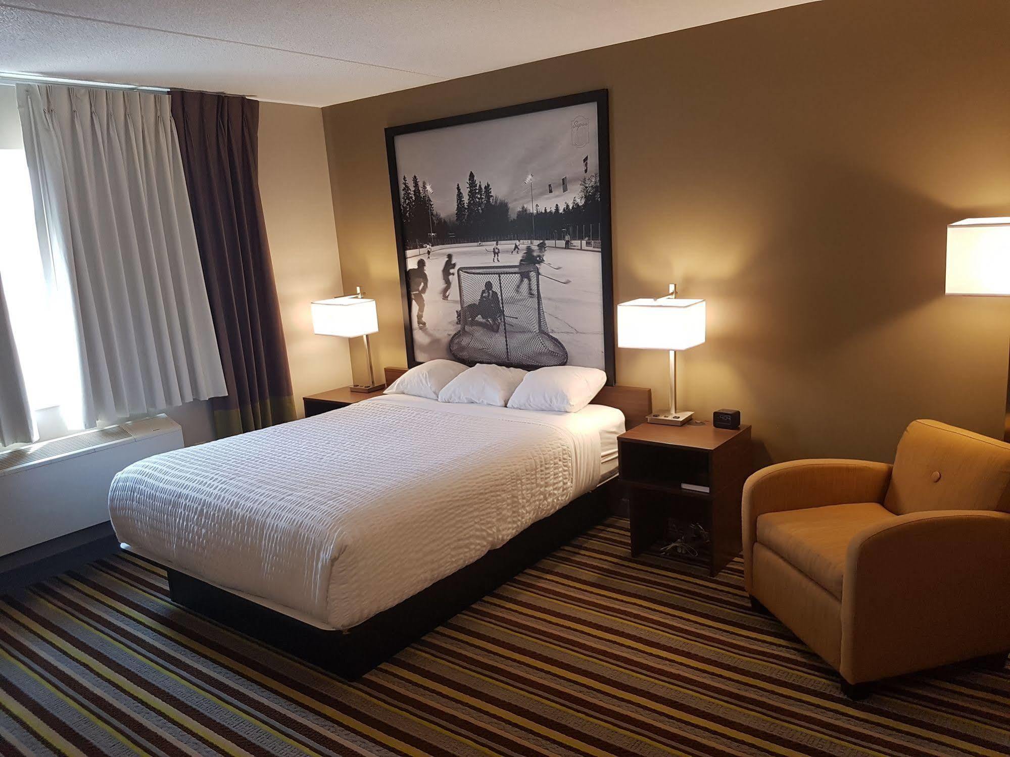 Super 8 By Wyndham Winnipeg West Kültér fotó
